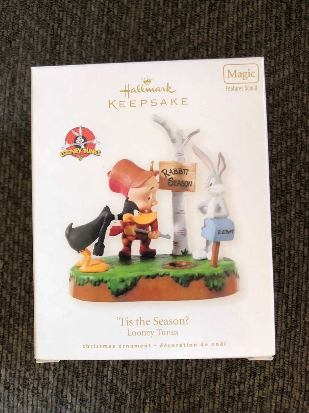 Hallmark Keepsake Ornament Looney Tunes ‘Tis the Season?
